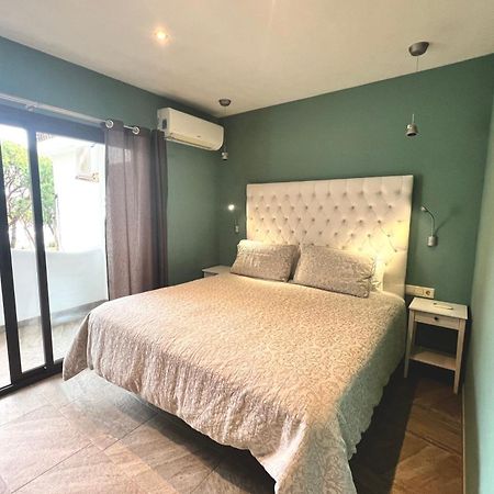 Mijas Costa - Beachside Apartment-B Sitio de Calahonda Екстериор снимка