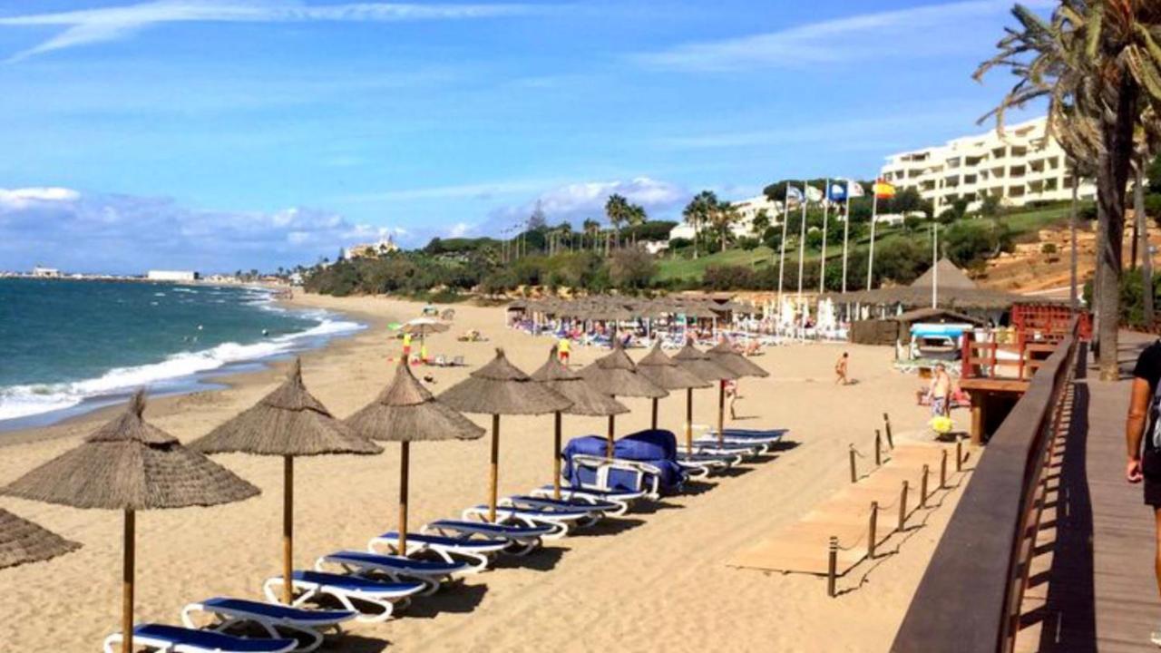 Mijas Costa - Beachside Apartment-B Sitio de Calahonda Екстериор снимка