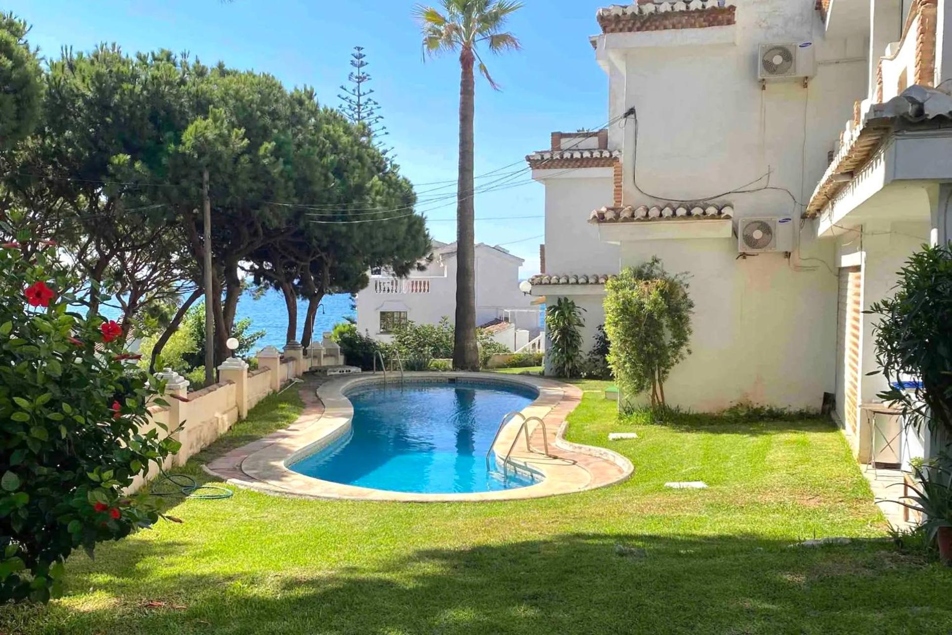 Mijas Costa - Beachside Apartment-B Sitio de Calahonda Екстериор снимка