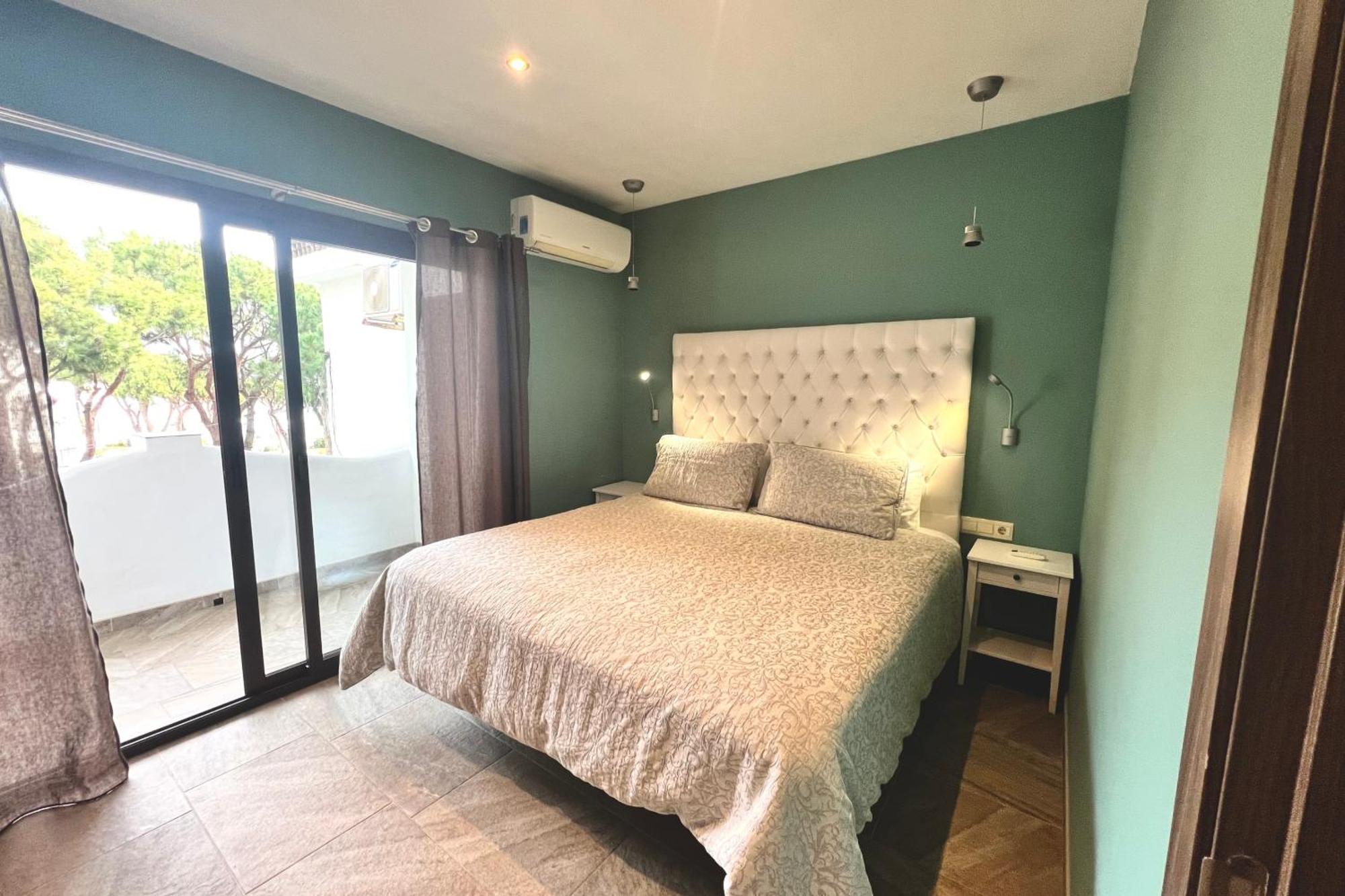 Mijas Costa - Beachside Apartment-B Sitio de Calahonda Екстериор снимка