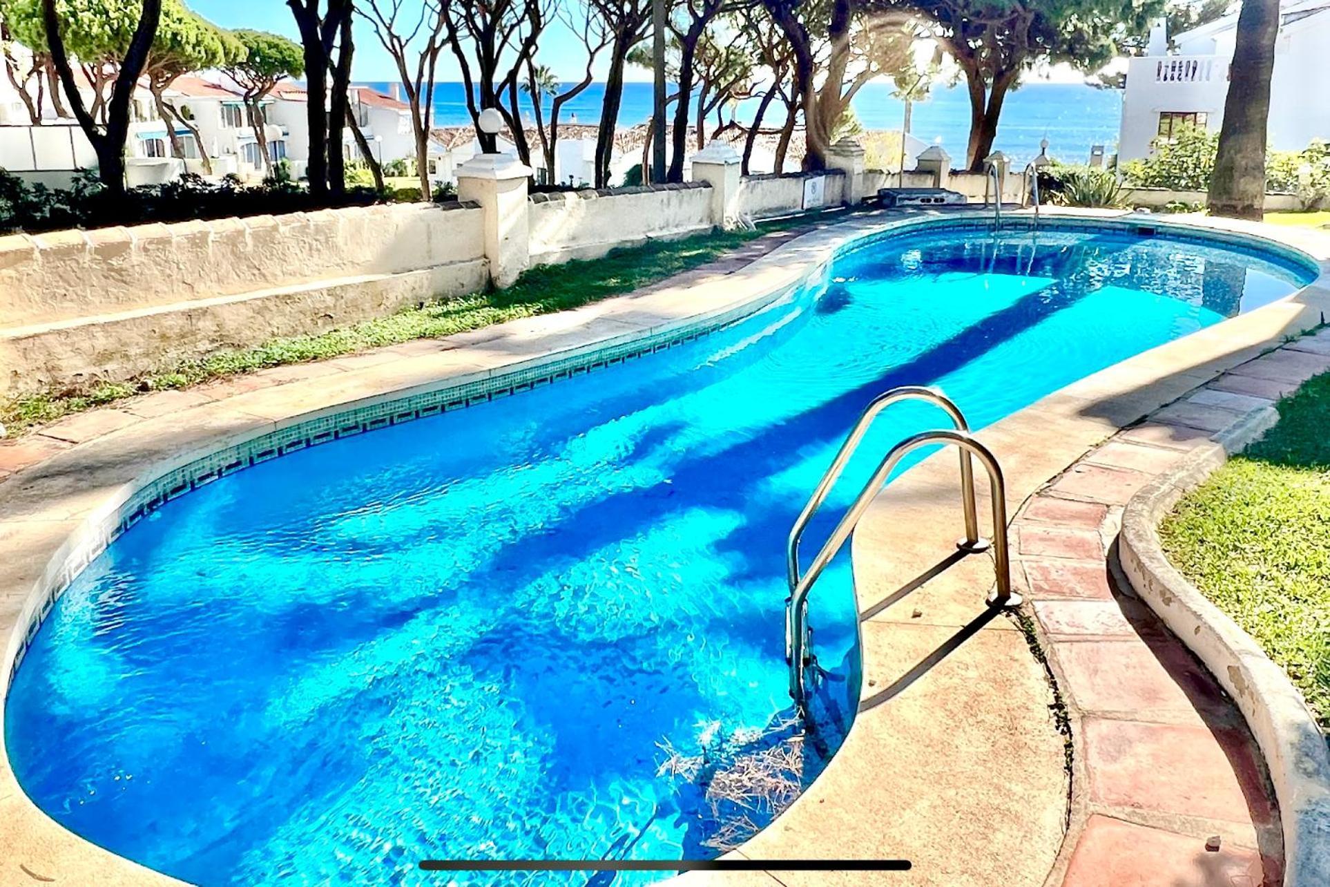 Mijas Costa - Beachside Apartment-B Sitio de Calahonda Екстериор снимка